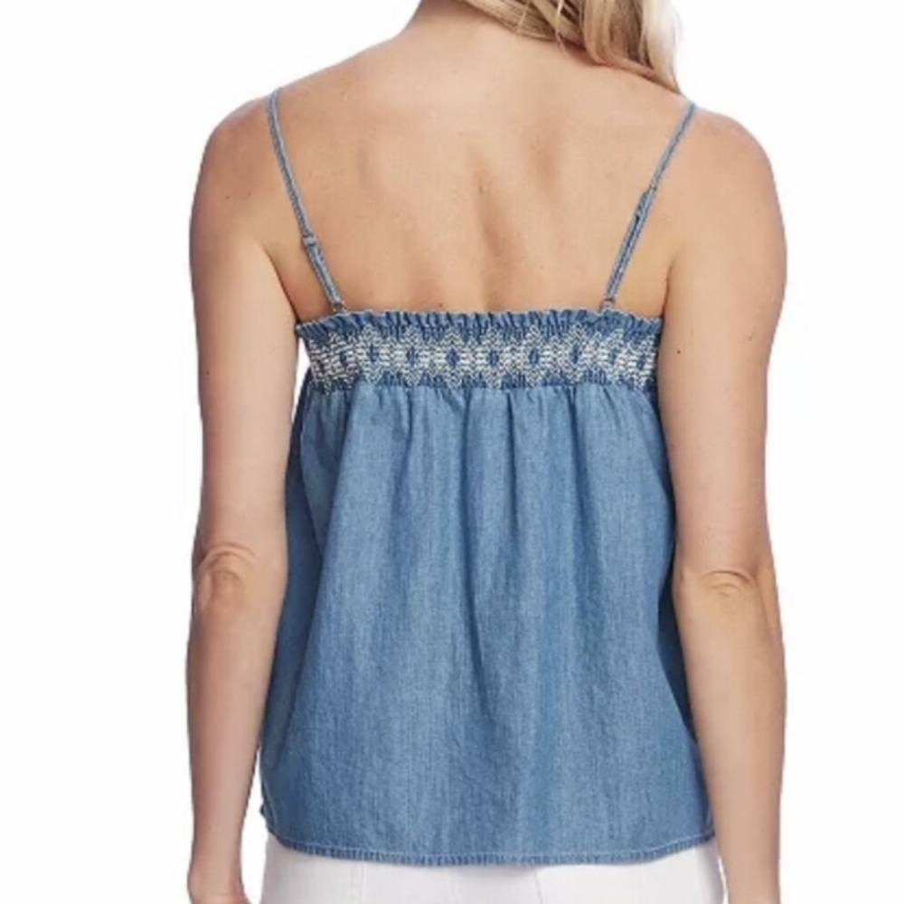 Vince Camuto NWT chambray smocked & embroidered indigo denim crop top - Picture 2 of 6